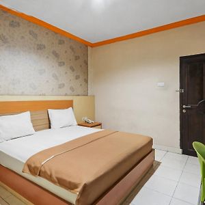 Collection O 93163 Hotel Grand Kartika